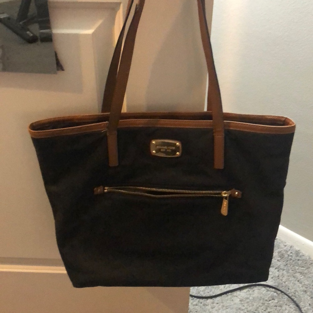 Michael Kors tote